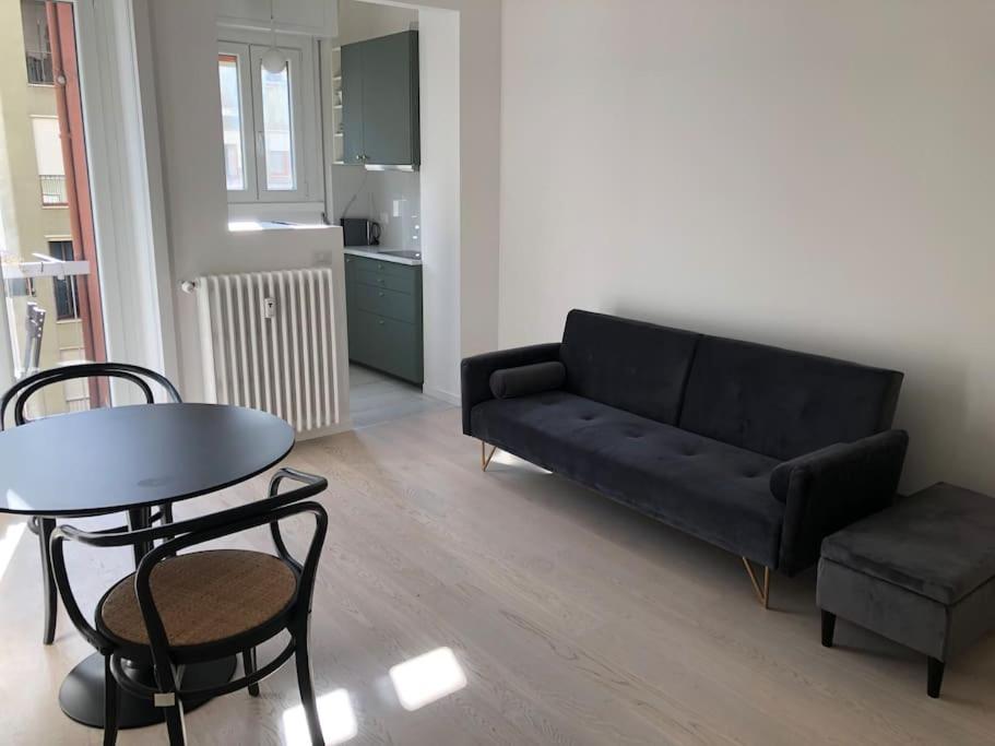 Milan New Apartment In Lively Central Area Exterior foto